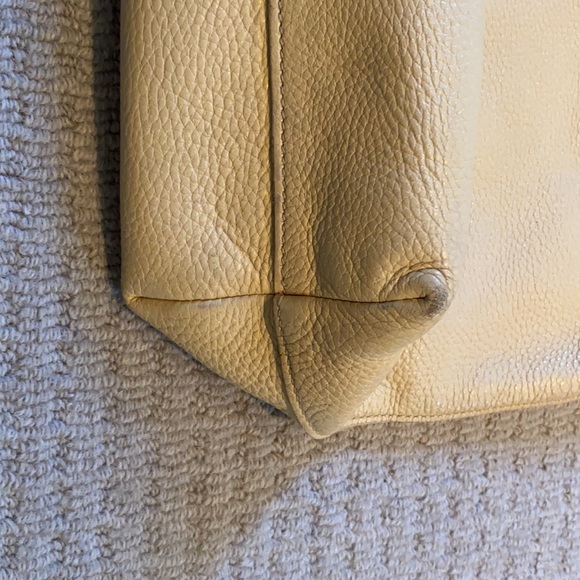 PRADA beige leather tote with crossbod and handles - Picture 3 of 8